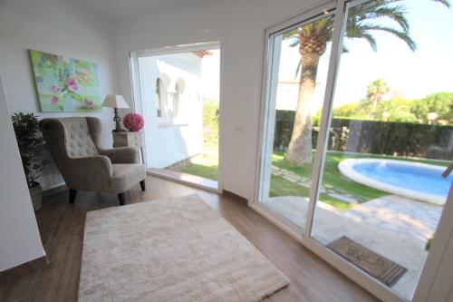 Villa with Private Pool image 6