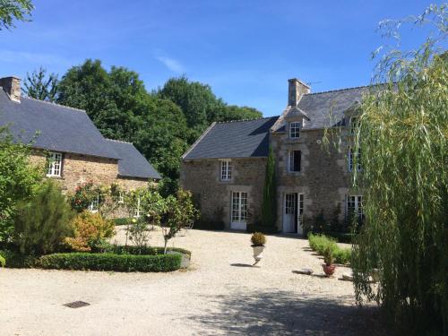 Manoir de La Rogerais & SPA chambre d'hôte Ploubalay