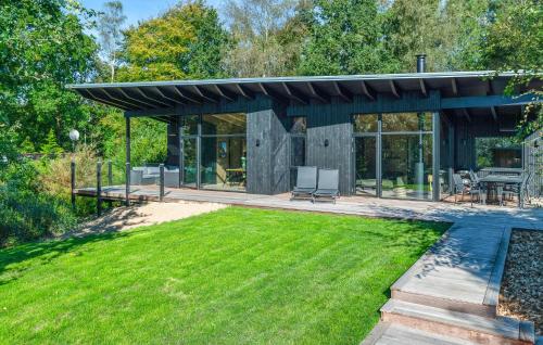Beautiful Home In Børkop With Sauna