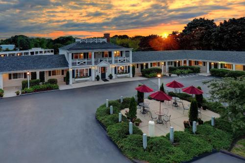 Port Inn and Suites Portsmouth, an Ascend Collection Hotel