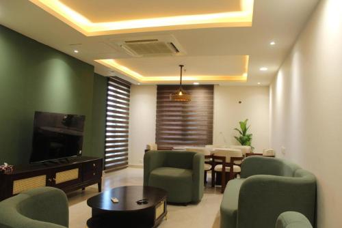 Goldcrest Executive Apartments by Panorama in DHA Phase 4 Lahore - image 2