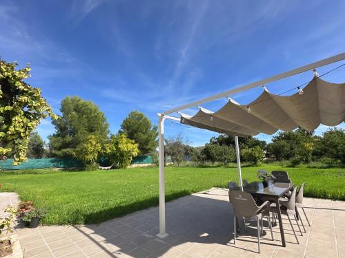Sunshine Courtyard, Villa independiente en Valencia gîte à louer Llíria