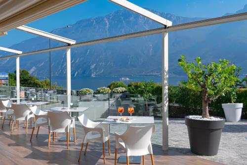 Bar/Lounge, Hotel Atilius - Adults Only in Limone sul Garda