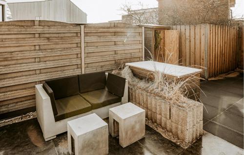 Exterior view, Sea Bass in Doctor Wiardi Beckmanlaan