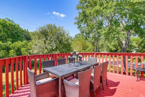 Global Staycation! Scenic Pikesville Family Home