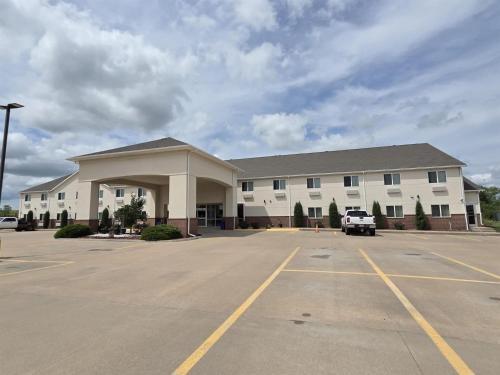 Days Inn & Suites By Wyndham El Dorado