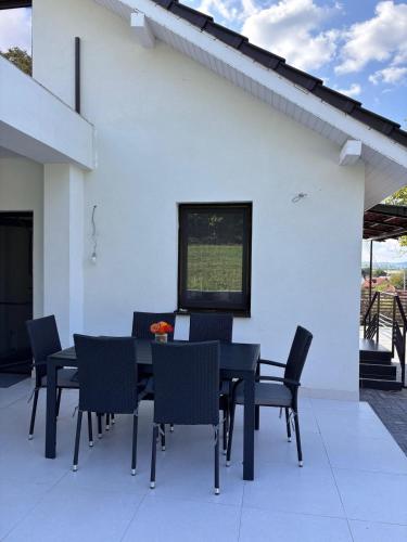 Balkons/terase, Charming Little House in Brad in Brada