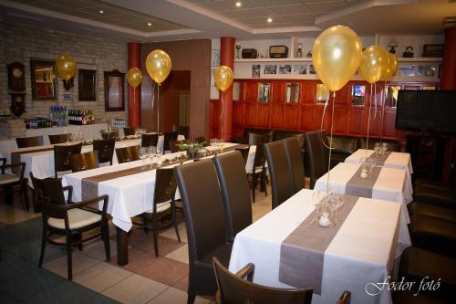 Restaurant, Club Haus 502 Kalocsa in Kalocsa