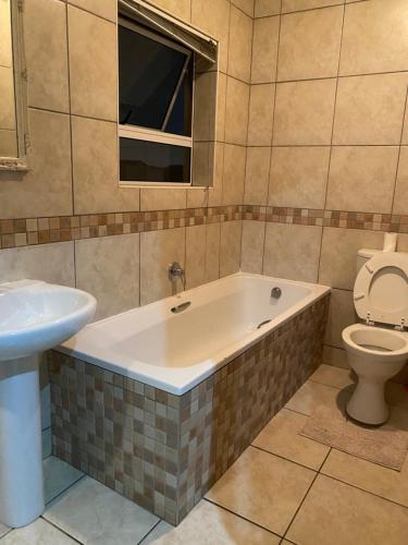 Ludinz guest house self catering - image 13