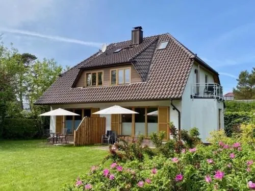 Haus Sonnenwinkel, FeWo 3 in Zingst, Deutschland