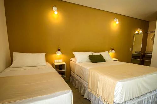 1 queen bed, 1 twin bed, 1 sofa bed