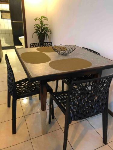 Casa Iririú · Casa exclusiva no terreno com jardim (Casa Iririu · Casa exclusiva no terreno com jardim) in อิริริอู