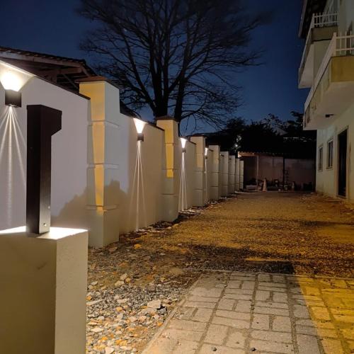 Iririu 01 · Ap térreo a 2 km - Hospital Regional Hans Dieter (Iririu 01 · Ap terreo a 2 km - Hospital Regional Hans Dieter) in อิริริอู