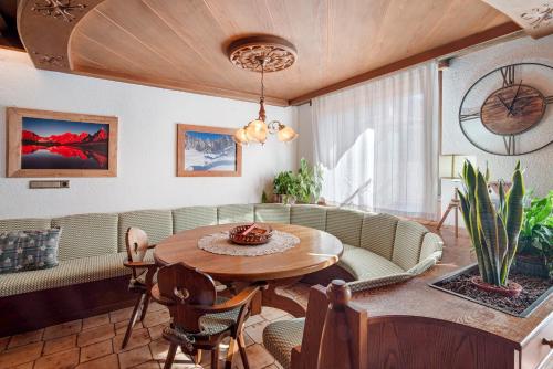 Superior Apartment with Balcony