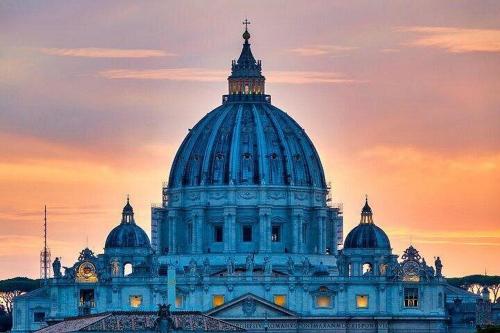 Lovely 5 min walk to Saint Peter Basilica, Rome