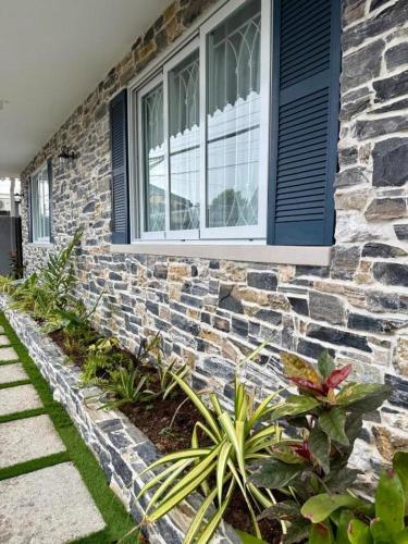 Modern 1 BR Boutique Apt Savannah in Newtown