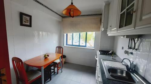 ห้องครัว, Comfort, Nature, Mountains and Sea in กิงตา โด อังโช