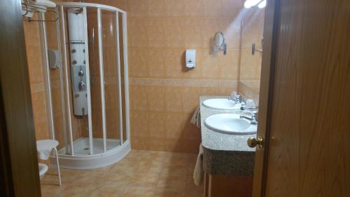 Hotel Cabañas - image 4