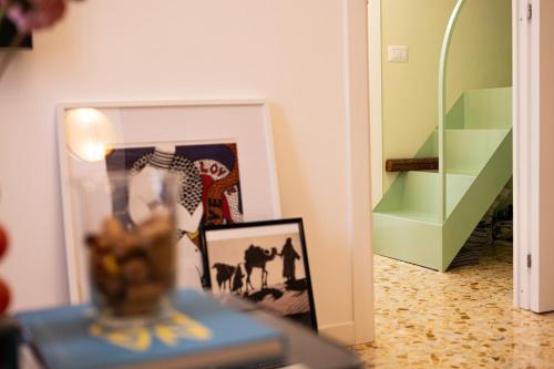 Maison Noir Napoli - image 4
