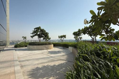 Cozy 2BR Aykon City Near Downtown - Pool and Gym in Jumeirah