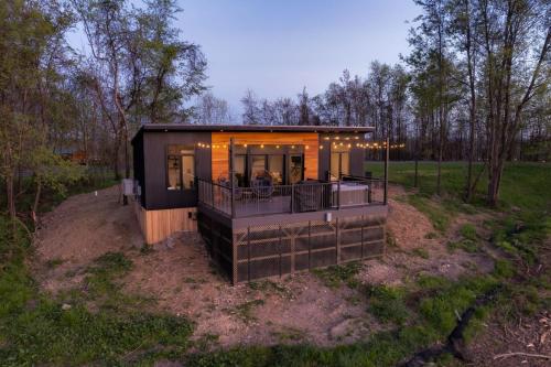 外部景觀, Skyline Serenity - Hot Tub in 布魯克維爾