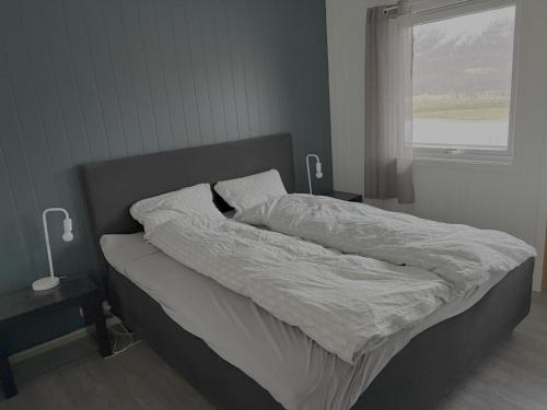 Stort hus med fire soverom og 8 senger in Lakselvbukt