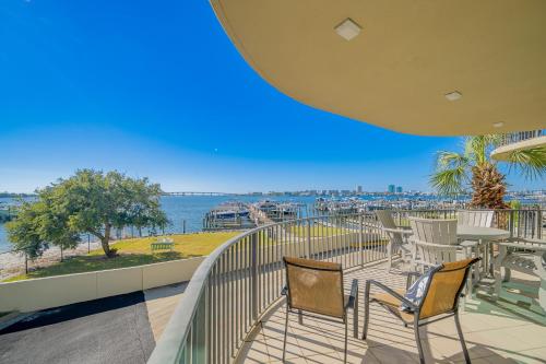 Phoenix on the Bay 1134 condo in Caswell