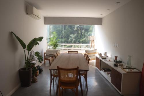 casa casulito em São Conrado com vista incrível (casa casulito em Sao Conrado com vista incrivel) in Sao Conrado