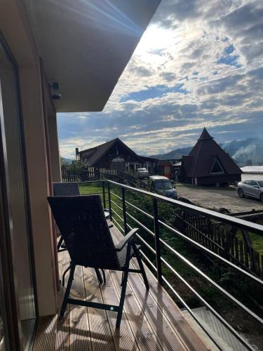 Котедж в Карпатах in 亞列姆切