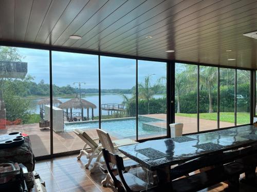 Casa Sobre El Lago in Hernandarias