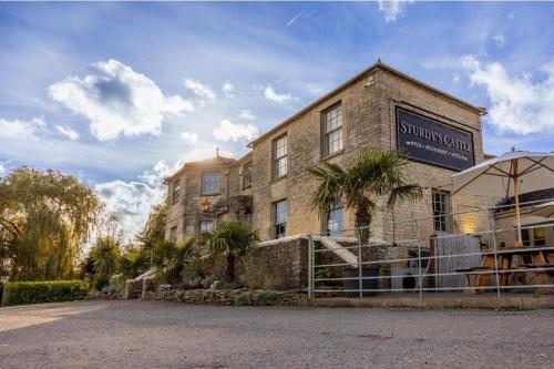 Sturdys Castle in Вудсток