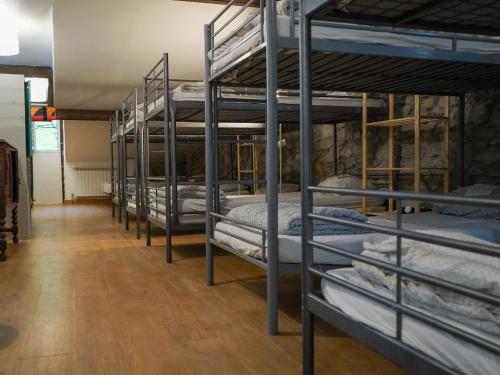 1 bunk bed