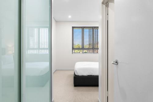Seaside Retreat with Parking and Balcony - image 11
