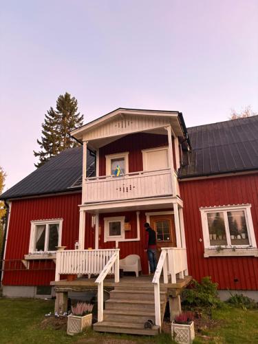 . Boreal Cottage