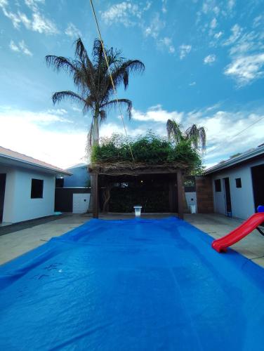 Casa de 3 quartos com piscina in Laranjeiras Do Sul