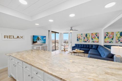 Front desk [24-hour]