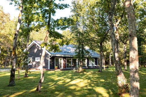 Exterior view, The Peaceful Vacation in Mandjala