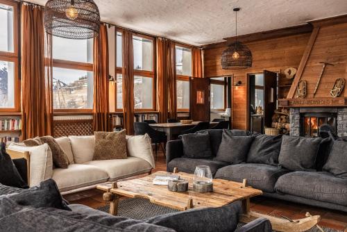 Exterior view, Chalet D'albiez in Saint-Jean-de-Maurienne