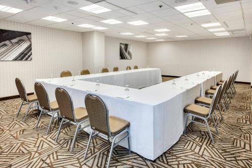 Holiday Inn Washington Capitol-National Mall an IHG Hotel - image 8