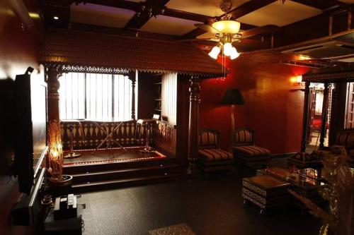 3 BHK Apartment In Kochi Edappally - image 5