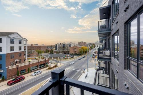 Vesta - Odyssey - Heart of Midtown in Nashville, USA