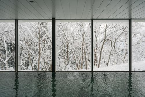 Snow Peak FIELD SUITE SPA HEADQUARTERS