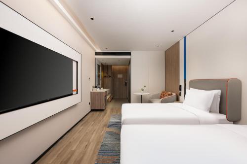 room detail thumbnail 0