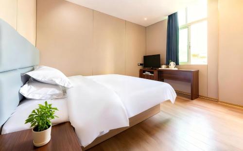 Baiyuan Hotel Changgang Baogang Avenue Metro Station Branch - Guangzhou