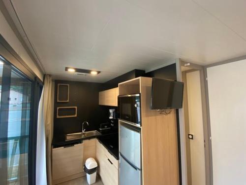 Chalet confortable 4 pers avec terrasse - API-1-52-391 in Les Cabannes