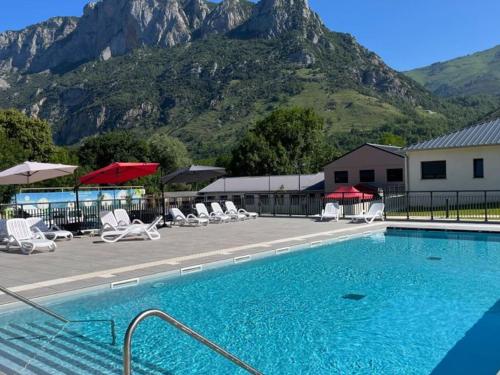 Chalet confortable 4 pers avec terrasse - API-1-52-391 in Les Cabannes
