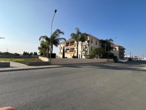 2 Bedroom Penthouse Apartment With Swimming Pool in Kiti