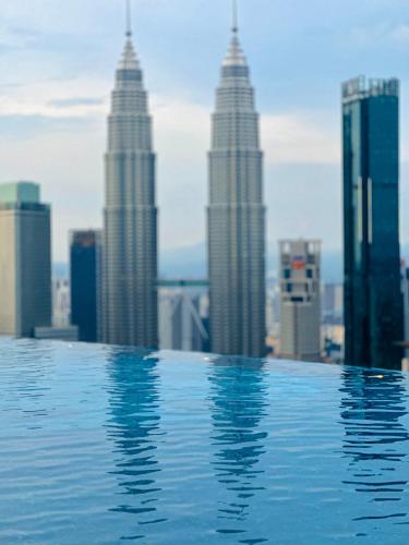 Eaton Residences By Luna