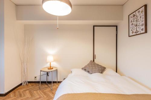 River Side Namba 303