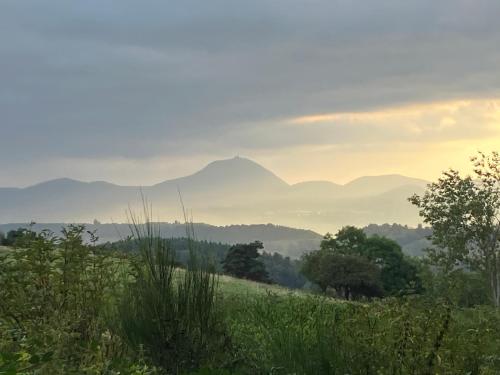 สภาพแวดล้อมโดยรอบ, CAMPING de la BUGE in โรชฟอร์-มงตาญ